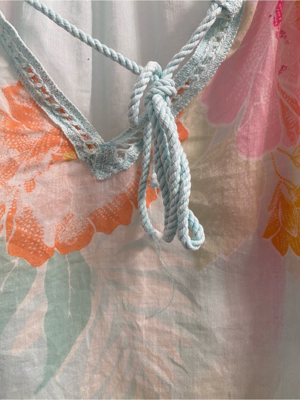 FARM Rio Pastel Floral Blouse - Picture 8 of 10